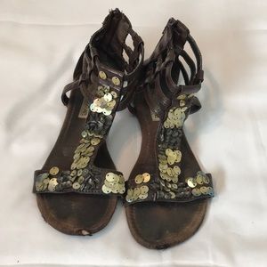 American Eagle Gold Sandals Size 7.5